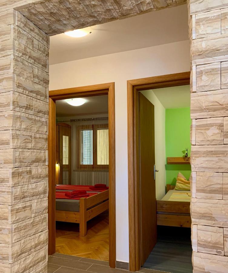 Apartments 4Mios Ražanac Extérieur photo